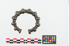 Foto von Bronzeknotenarmreif (NHMW-PRAE-025091)